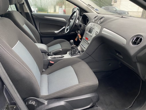 Ford Mondeo 1.8 TDCI 125ch 2009 - vue 4