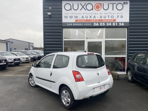 Renault Twingo 1.5 DCI 65 Ch expression 2010 - vue 2