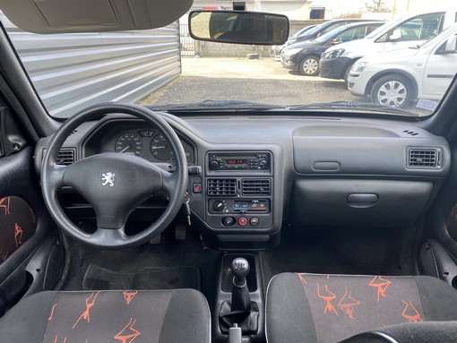 Peugeot 106 1.1 60 Ch 2002 - vue 7