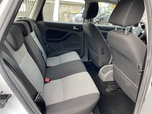 Ford Focus Clipper 1.5 DCI 110ch 2010 - vue 5