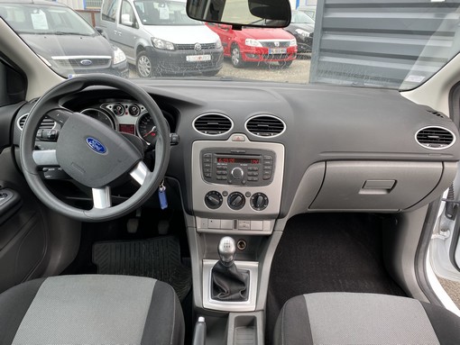 Ford Focus Clipper 1.5 DCI 110ch 2010 - vue 6
