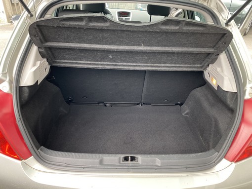 Peugeot 207 1.4 HDI 70ch 2008 - vue 6