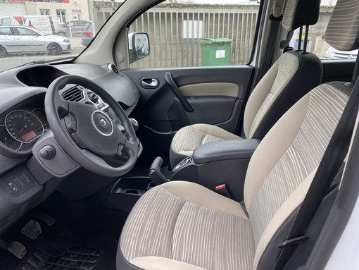 Renault Kangoo 1.5 DCI 75 Ch tomtom 2012 - vue 9