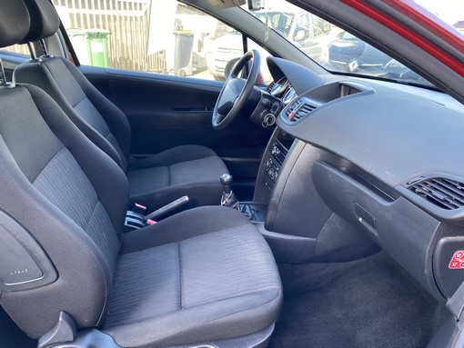 Peugeot 207 1.4 75 Ch 2009 - vue 4
