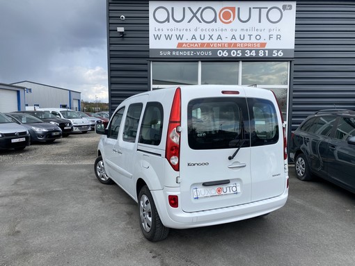 Renault Kangoo 1.5 DCI 75 Ch Tomtom 2012 - vue 2