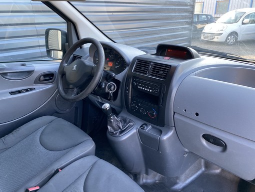 Peugeot Expert 1.6 90 Ch 2013 - vue 7
