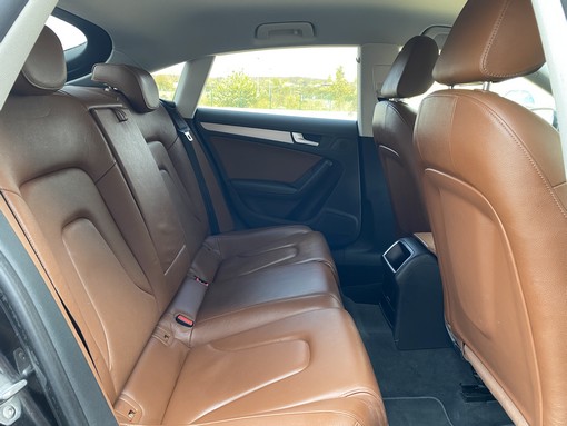 Audi A5 2.0 TDI 136ch 2012 - vue 9