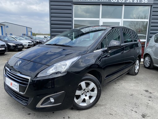Peugeot 5008 1.6 HDI 116ch active 2016 - vue 3