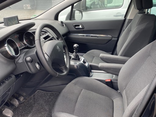 Peugeot 5008 1.6 HDI 116ch active 2016 - vue 10