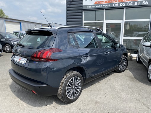 Peugeot 2008 1.2 Puretech 82 Ch active 2017 - vue 5