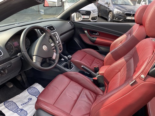 Volkswagen Eos 2.0 TDI 140 Ch 2007 - vue 12