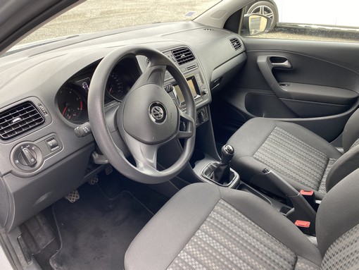 Volkswagen Polo 1.4 TDI 75 Ch bluemotion 2014 - vue 4