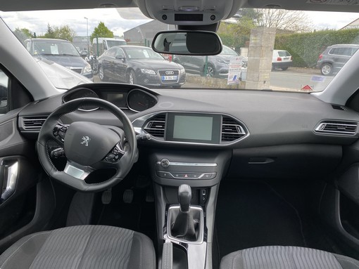 Peugeot 308 1.6 HDI 92 Ch 2014 - vue 10