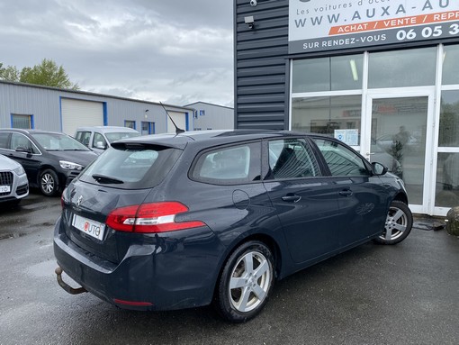 Peugeot 308 SW 1.2 130 active 2014 - vue 2