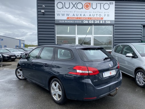 Peugeot 308 SW 1.2 130 active 2014 - vue 3