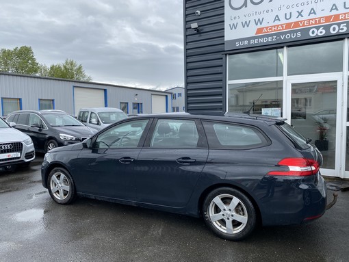 Peugeot 308 SW 1.2 130 active 2014 - vue 4