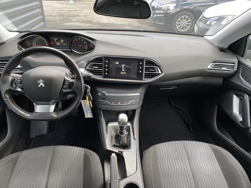 Peugeot 308 SW 1.2 130 active 2014 - vue 8