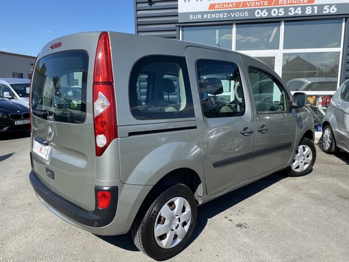 Renault Kangoo 1.5 DCI 85 Ch 2010 - vue 2