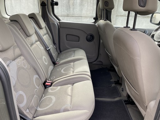 Renault Kangoo 1.5 DCI 85 Ch 2010 - vue 7