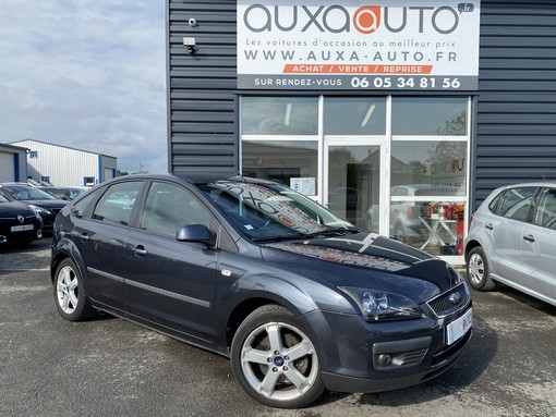 Ford Focus 1.8 TDCI 115ch 2006 - vue 3