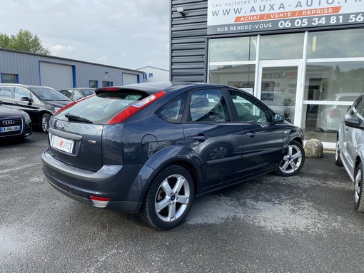 Ford Focus 1.8 TDCI 115ch 2006 - vue 5