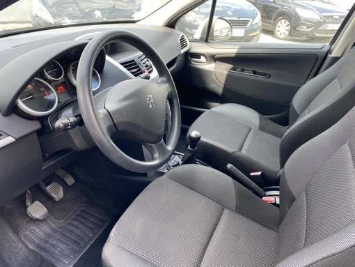Peugeot 207 1.6 HDI 90 Ch 2011 - vue 7