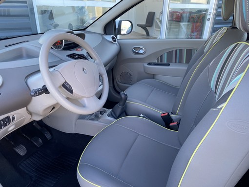 Renault Twingo 1.5 DCI 75ch 2013 - vue 7