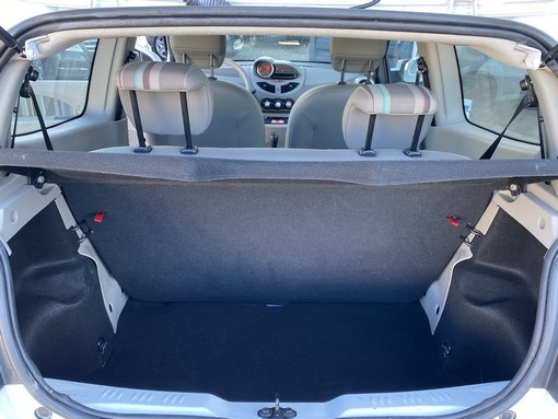 Renault Twingo 1.5 DCI 75ch 2013 - vue 8