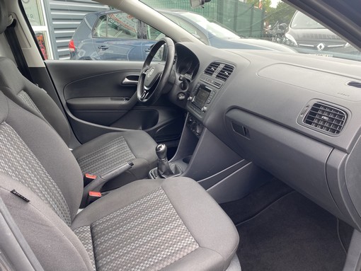 Volkswagen Polo 1.0 60H 2016 - vue 8