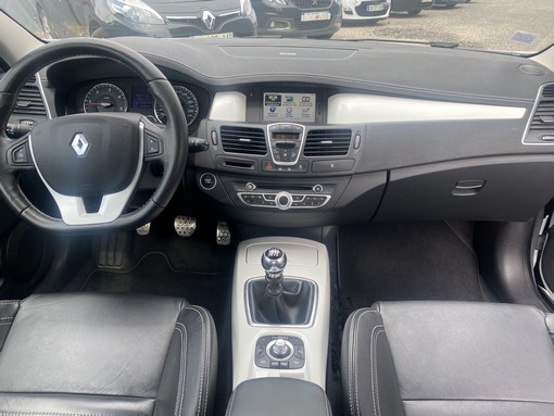 Renault Lagauna Coupe 2.0 DCI 150 Ch monaco gp 2012 - vue 10