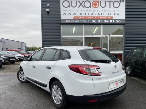 Renault Megane Iii 1.5 DCI 90 Ch authentique 2012 - vue 2