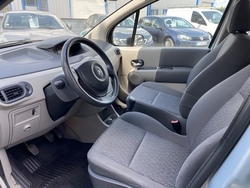 Renault Modus 1.5 DCI 65 Ch authentique 2005 - vue 5