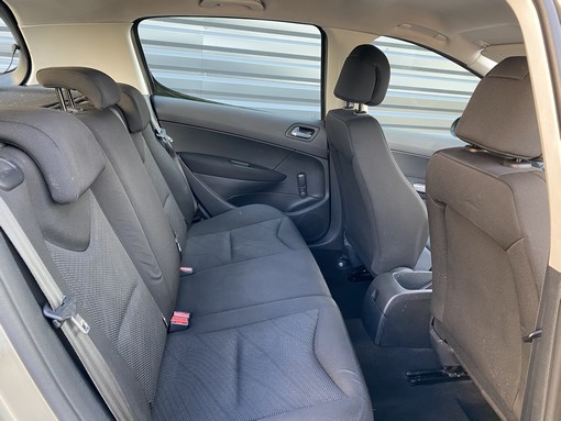 Peugeot 308 1.4 95 Ch 2010 - vue 10