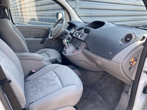 Renault Kangoo 1.5 DCI 105 Ch authentique 2009 - vue 5