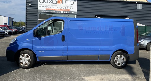 Renault Trafic L2H1 2.0 DCI 115 Ch 2014 - vue 5