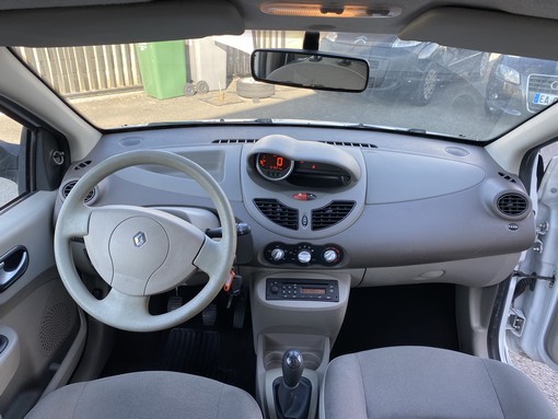 Renault Twingo 1.5 DCI 65ch authentique 2010 - vue 10