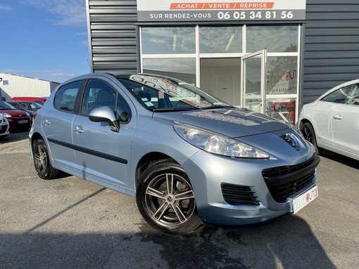 Peugeot 207 1.4 75ch Trendy 2010 - vue 5