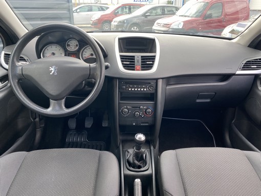 Peugeot 207 1.4 75ch Trendy 2010 - vue 10