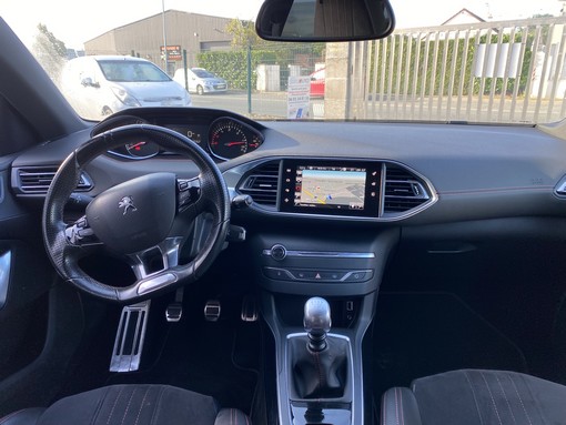 Peugeot 308 SW 2.0 HDI 150 Ch gt line 2015 - vue 10