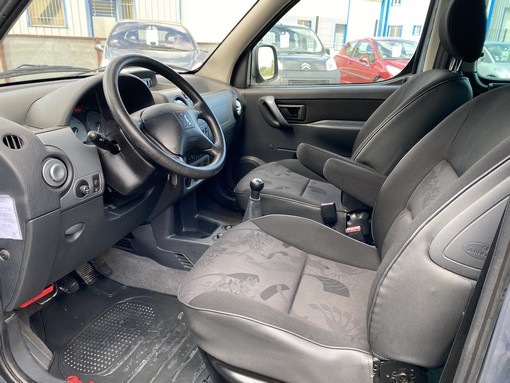 Peugeot Partner 1.6 HDI 90 Ch 2007 - vue 4