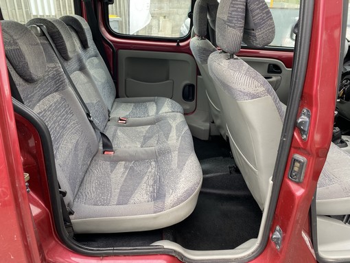 Renault Kangoo 1.6 95 Ch 2003 - vue 6
