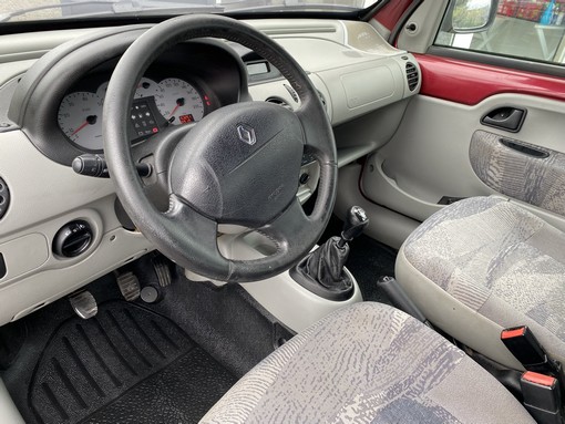 Renault Kangoo 1.6 95 Ch 2003 - vue 9