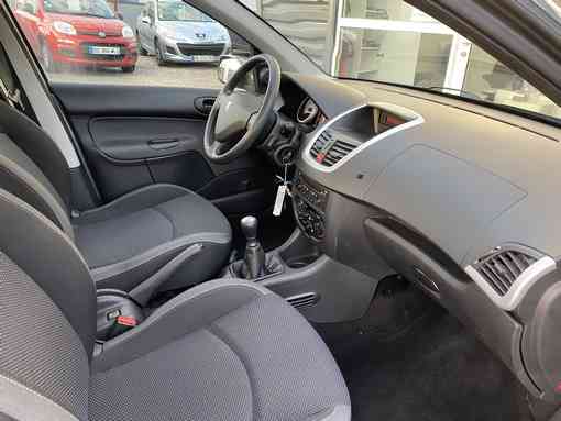 Peugeot 206+ 1.1 active 2011 - vue 6