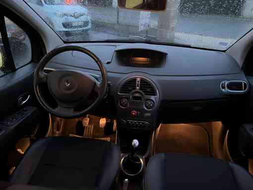 Renault Grand Modus 1.5 DCI 85 Ch 2010 - vue 8