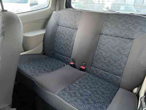 Renault Twingo 1.5 DCI 65ch 2009 - vue 6