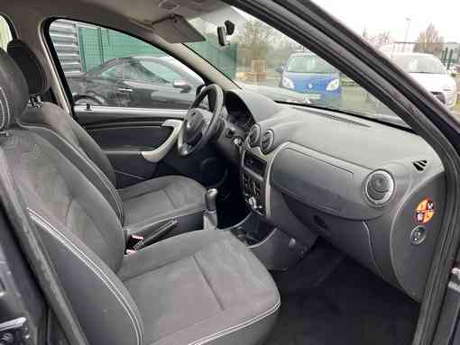 Dacia Sandero 1.6 90 Ch 2011 - vue 7