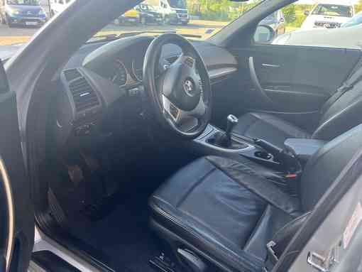 BMW 120D 2005 - vue 9