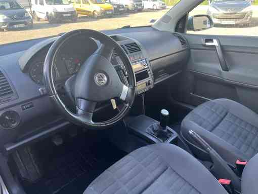Volkswagen Polo 1.2 65 Ch 2006 - vue 5