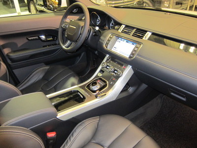 Land Rover Evoque Si4 2012 - vue 3