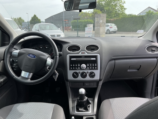 Ford Focus 1.6 90 Ch clipper 2006 - vue 6